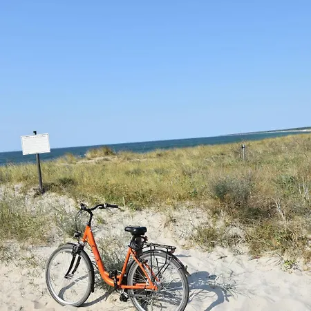 Comfortable Near Sea In